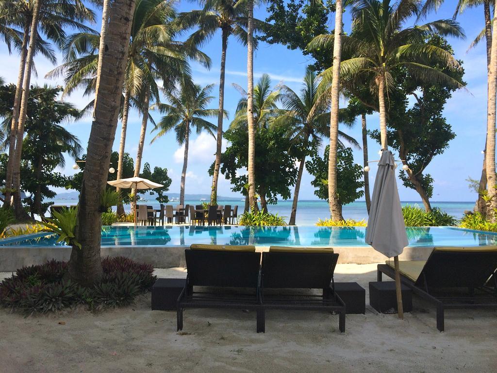 Rieseling Boracay Beach Resort Balabag  Bagian luar foto