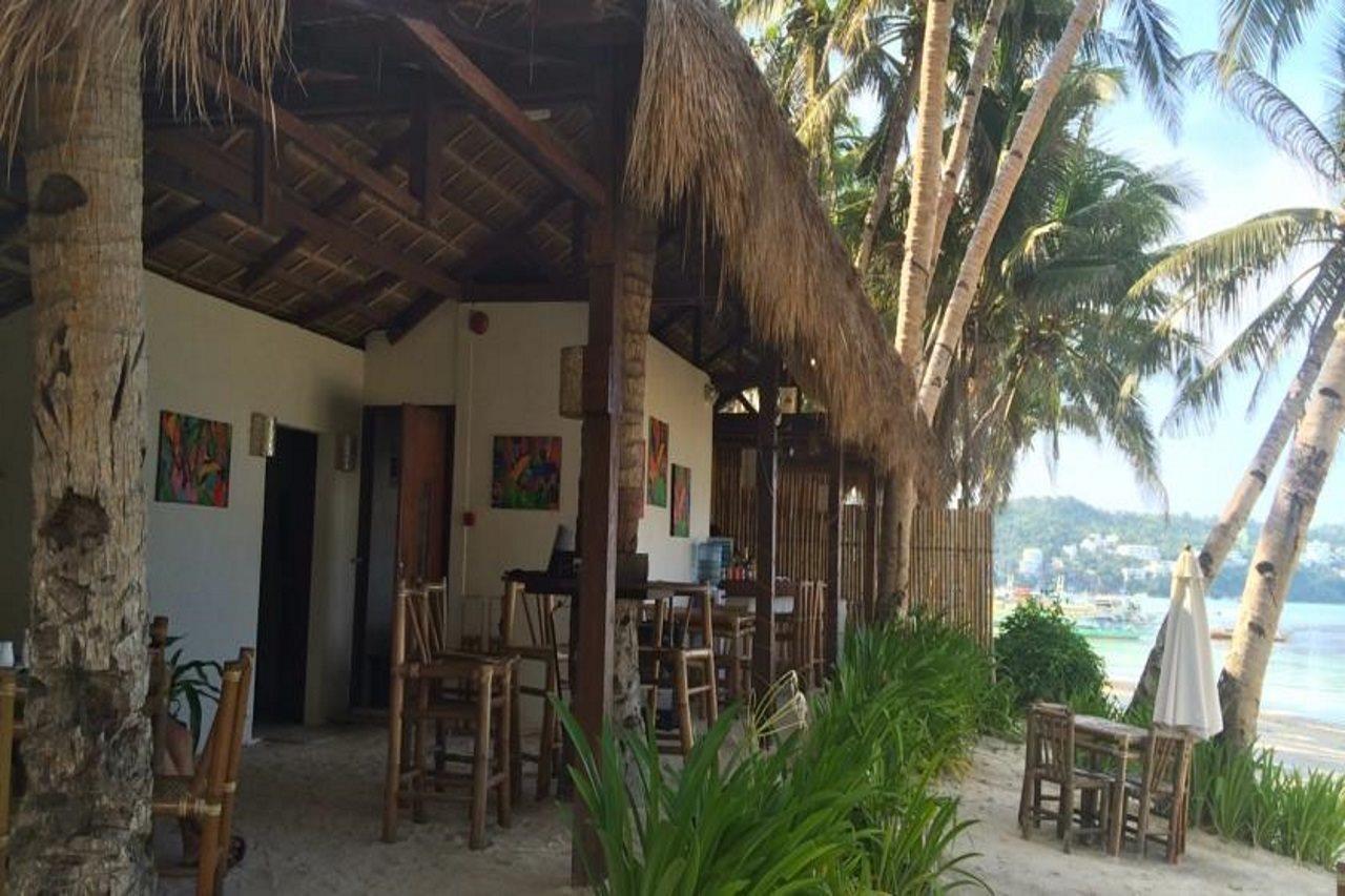 Rieseling Boracay Beach Resort Balabag  Bagian luar foto