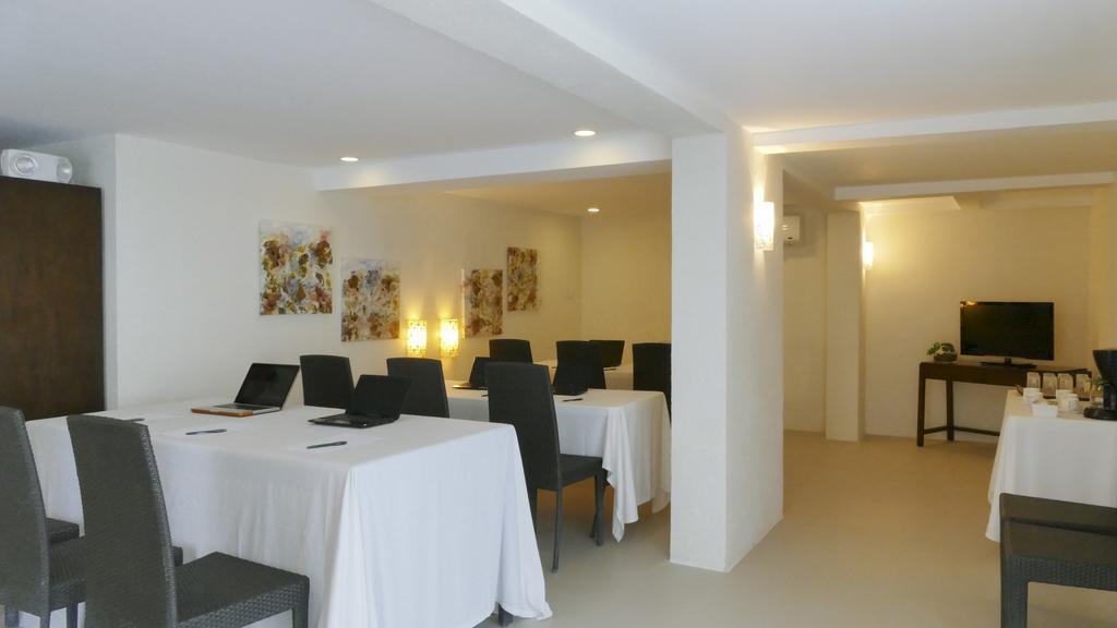 Rieseling Boracay Beach Resort Balabag  Bagian luar foto