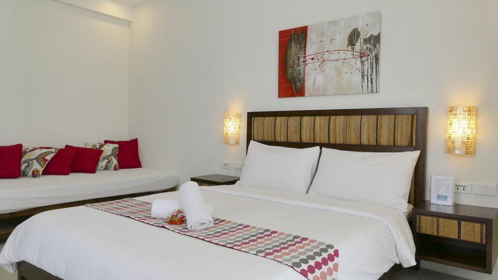 Rieseling Boracay Beach Resort Balabag  Bagian luar foto