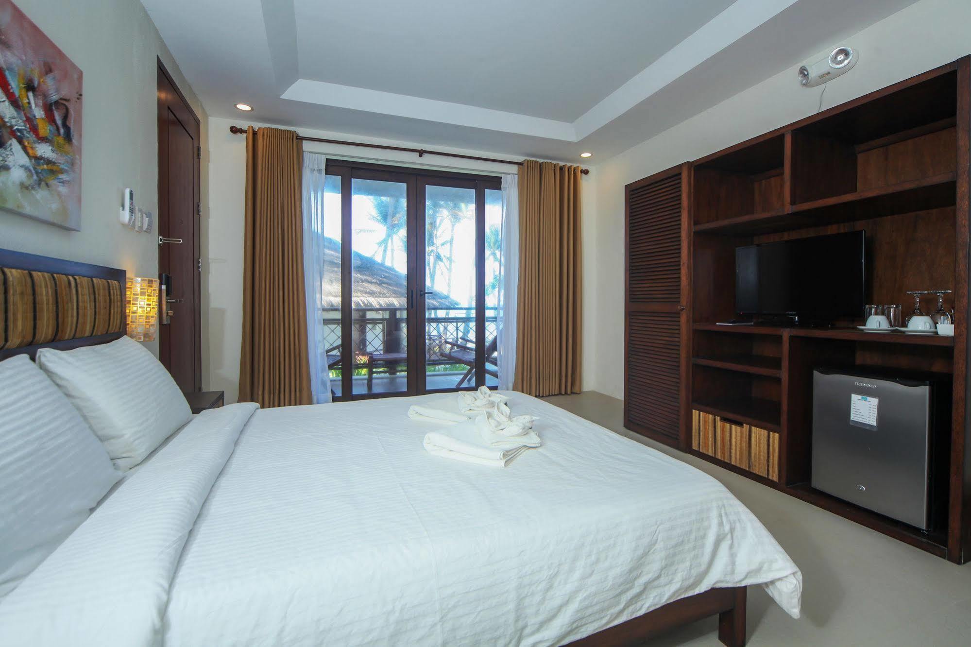 Rieseling Boracay Beach Resort Balabag  Bagian luar foto